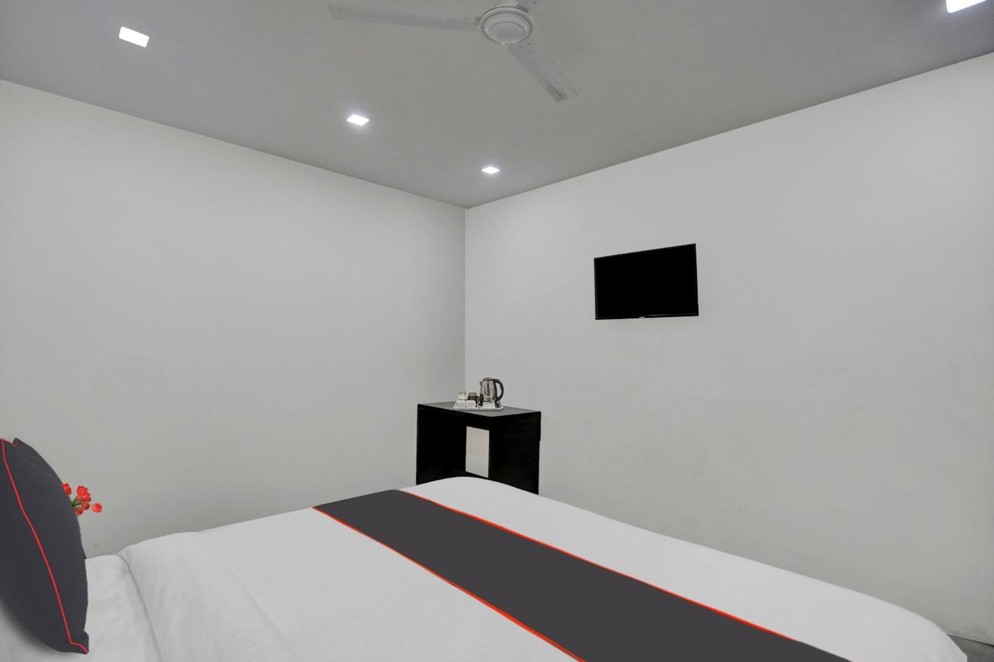 Super Townhouse The Arrow Near Lotus Temple Hotel Ню Делхи Екстериор снимка