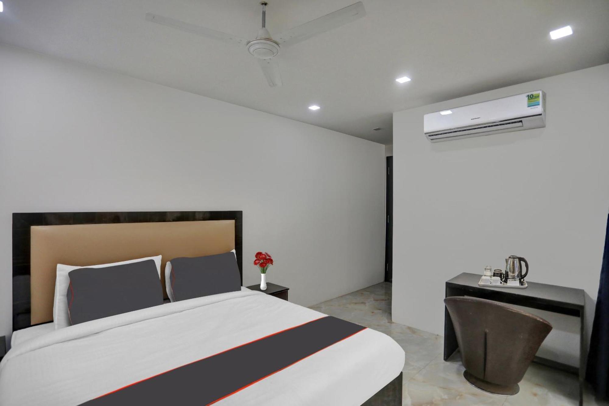 Super Townhouse The Arrow Near Lotus Temple Hotel Ню Делхи Екстериор снимка